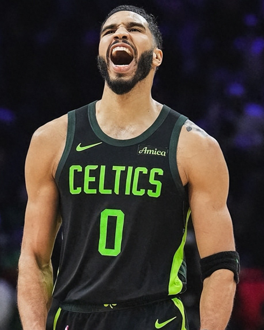 包含今晨体能课后,犹他爵士豪取连胜备战NBA常规赛,赛场秩序良好,赛季目标并未改变的词条 包含今晨体能课后,犹他爵士豪取连胜备战NBA常规赛,赛场秩序良好,赛季目标并未改变的词条