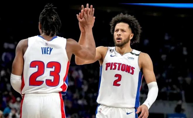 包含NBA常规赛冲刺阶段走向成谜，底特律活塞止住颓势，震撼外界，赛季目标并未改变的词条